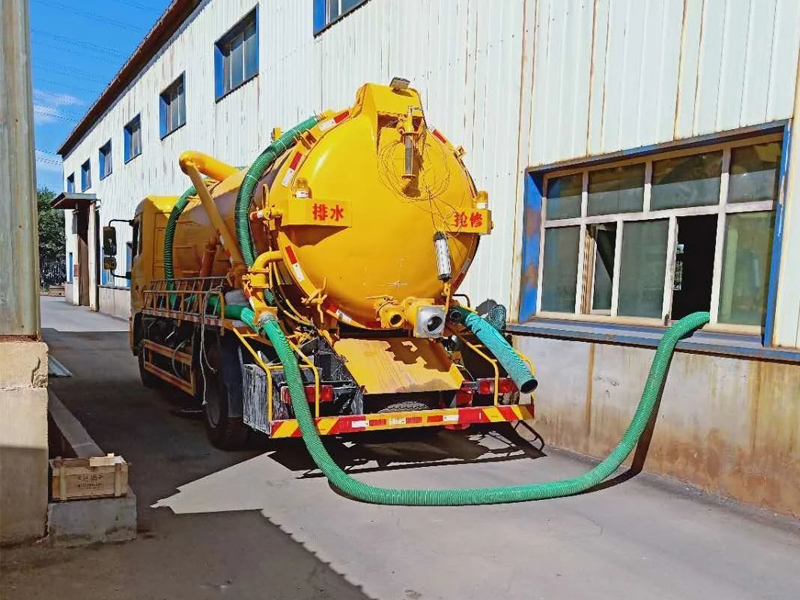 酒楼厂区化粪池清理